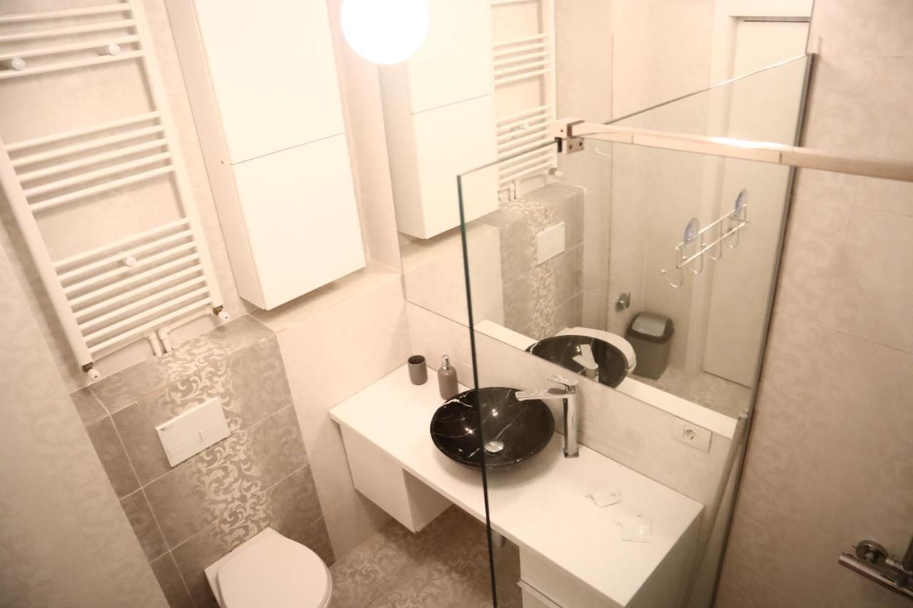 Thomas Luxury Apartment Năvodari Exterior foto